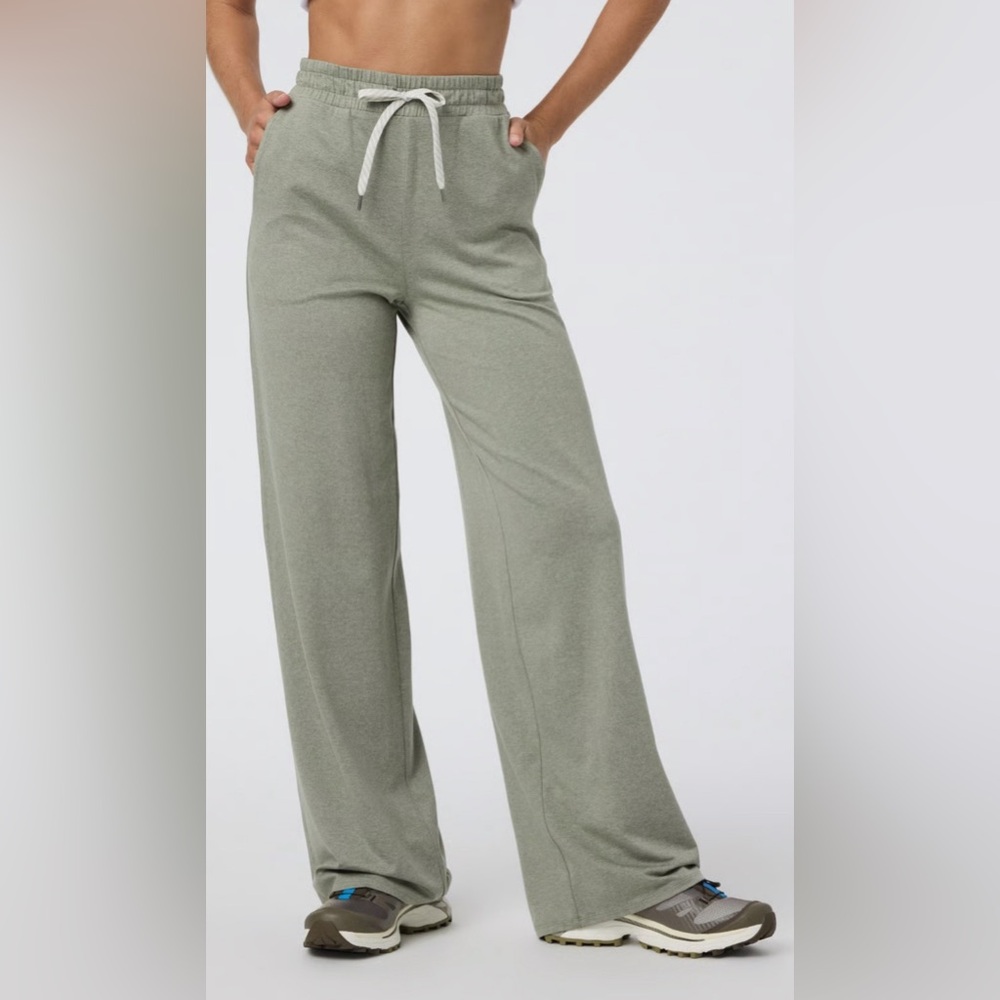 Vuori Halo Essential Wideleg